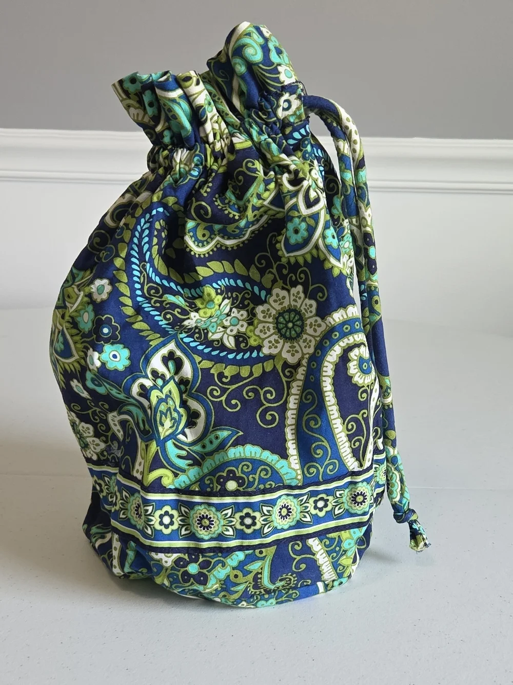 Vera Bradley Navy Green Paisley Drawstring Lined Cosmetic Pouch Swimsuit Tote